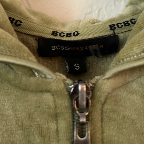 BCBC Matching Zip Up and Bottoms - Picture 6 of 9